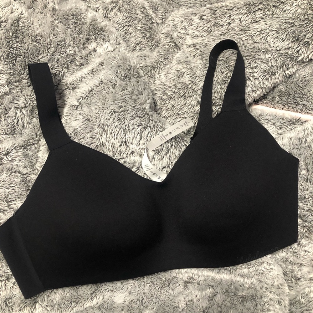 LULULEMON BRA/ SPORTS BRA